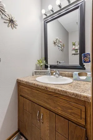 $195,000 | 500 Rowland Street, Tracy, MN 56175