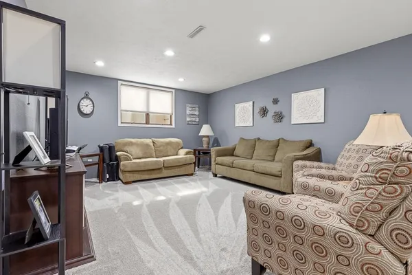 $195,000 | 500 Rowland Street, Tracy, MN 56175