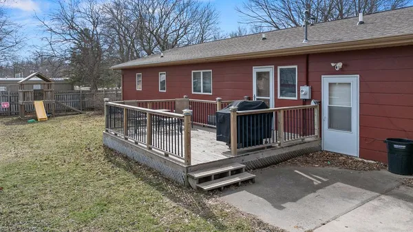 $195,000 | 500 Rowland Street, Tracy, MN 56175