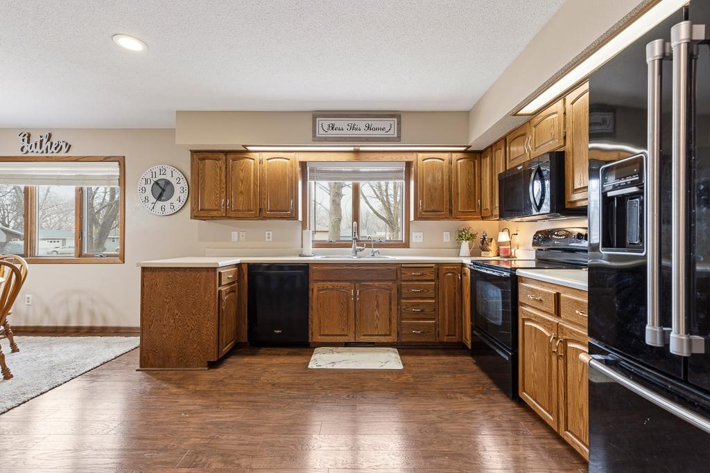 500 Rowland Street Tracy, MN 56175 - Photo 9 of 50