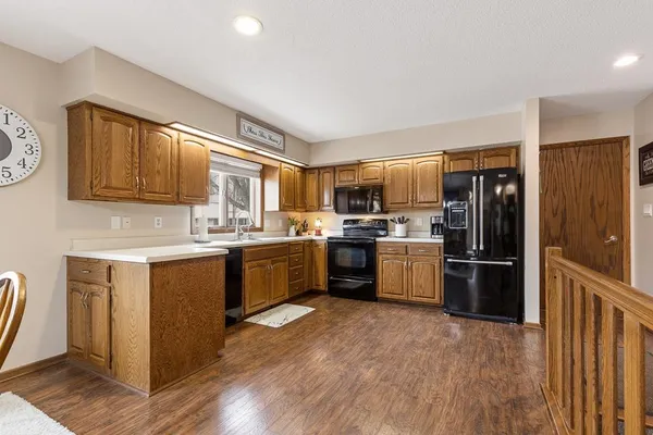 $195,000 | 500 Rowland Street, Tracy, MN 56175