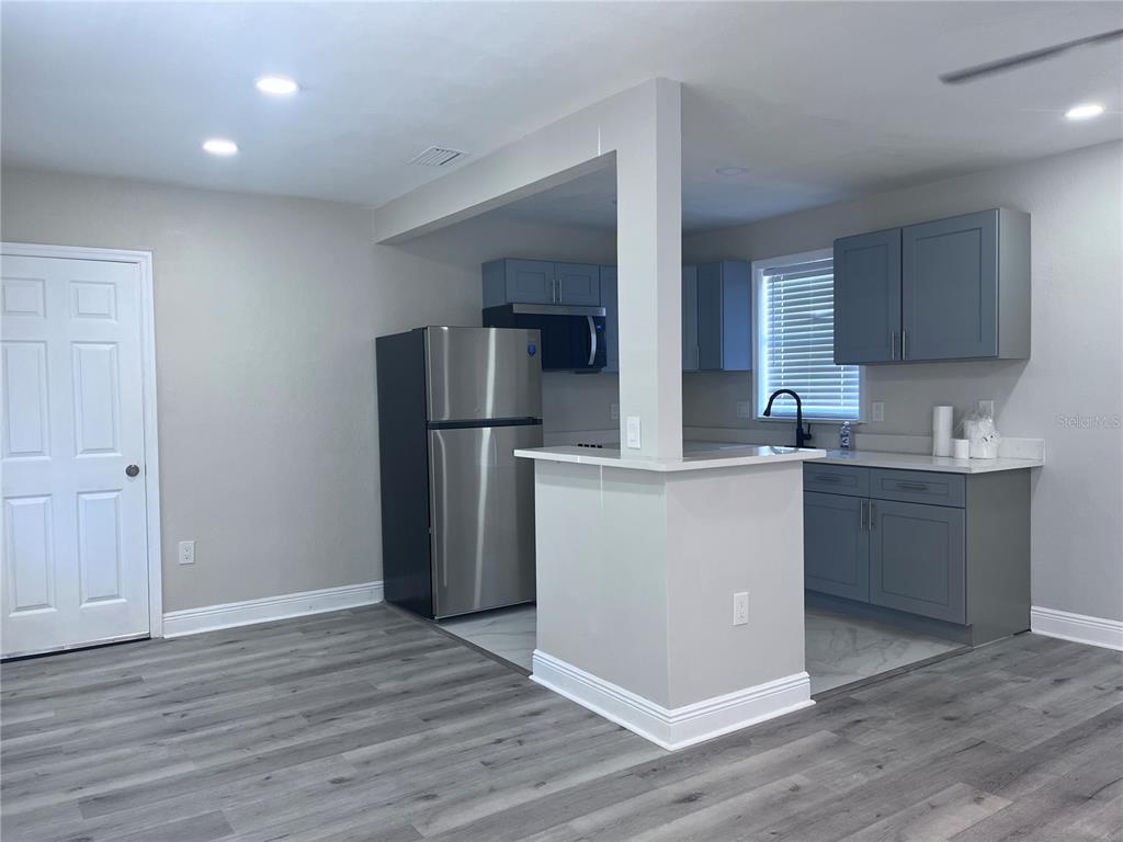 3215 West Pine Street Tampa, FL 33607 - Photo 5 of 8