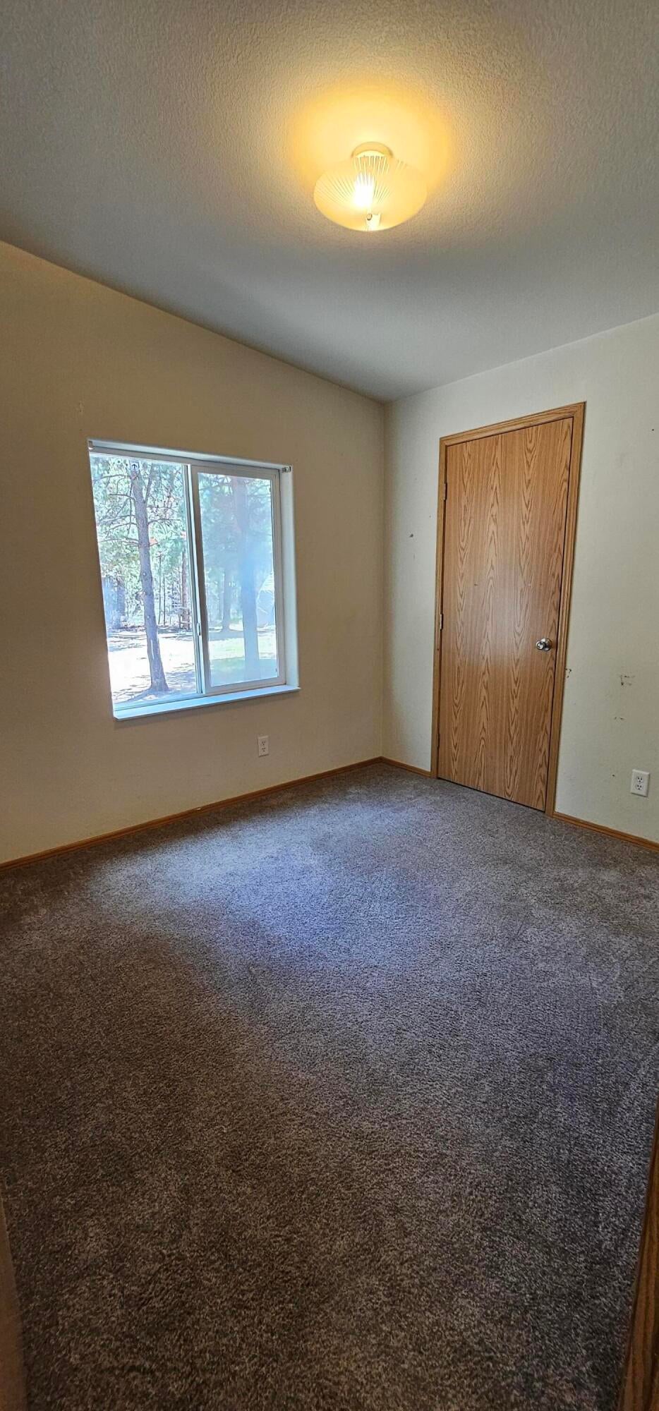 52260 Stearns Road La Pine, OR 97739 - Photo 10 of 22 20250527_120808