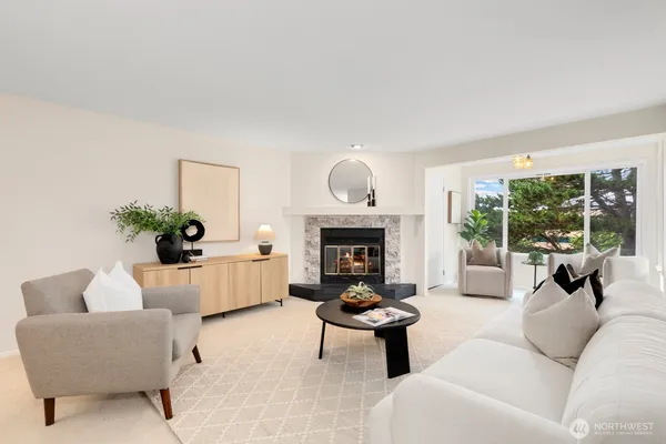 $474,950 | 150 Northeast 95th Street, Unit 302, Seattle, WA 98115