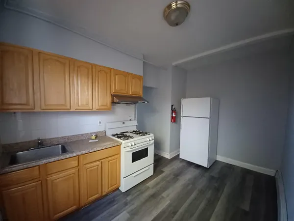$2,700 | 43 Virginia Avenue, Unit 2, Atlantic City, NJ 08401