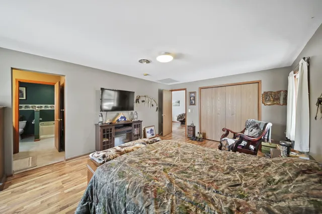 $295,900 | 11970 Swan View Drive, Brooklyn, MI 49230