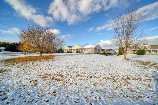 $280,000 | 11970 Swan View Drive, Brooklyn, MI 49230