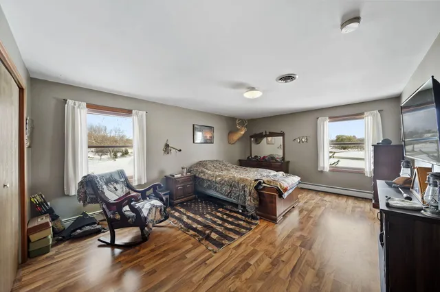 $295,900 | 11970 Swan View Drive, Brooklyn, MI 49230