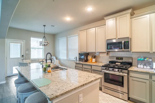 $450,000 | 5296 Latigo Court, Alvin, TX 77511