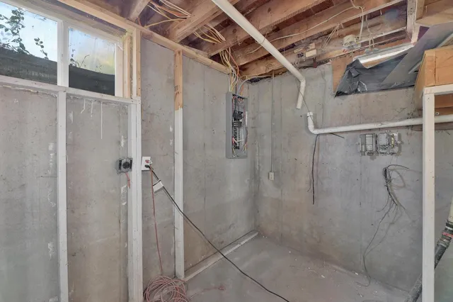 $72,500 | 1428 North Lorraine Avenue, Wichita, KS 67214