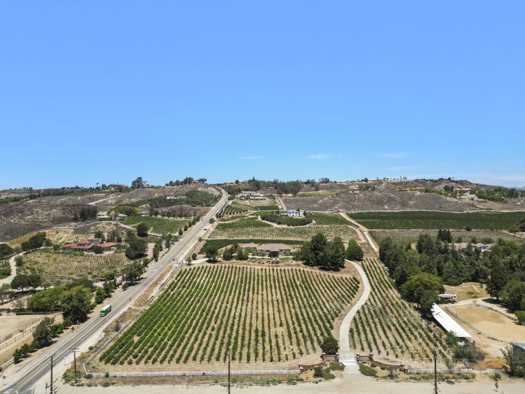36910 Pauba Road Temecula, CA 92592 - Photo 5 of 75