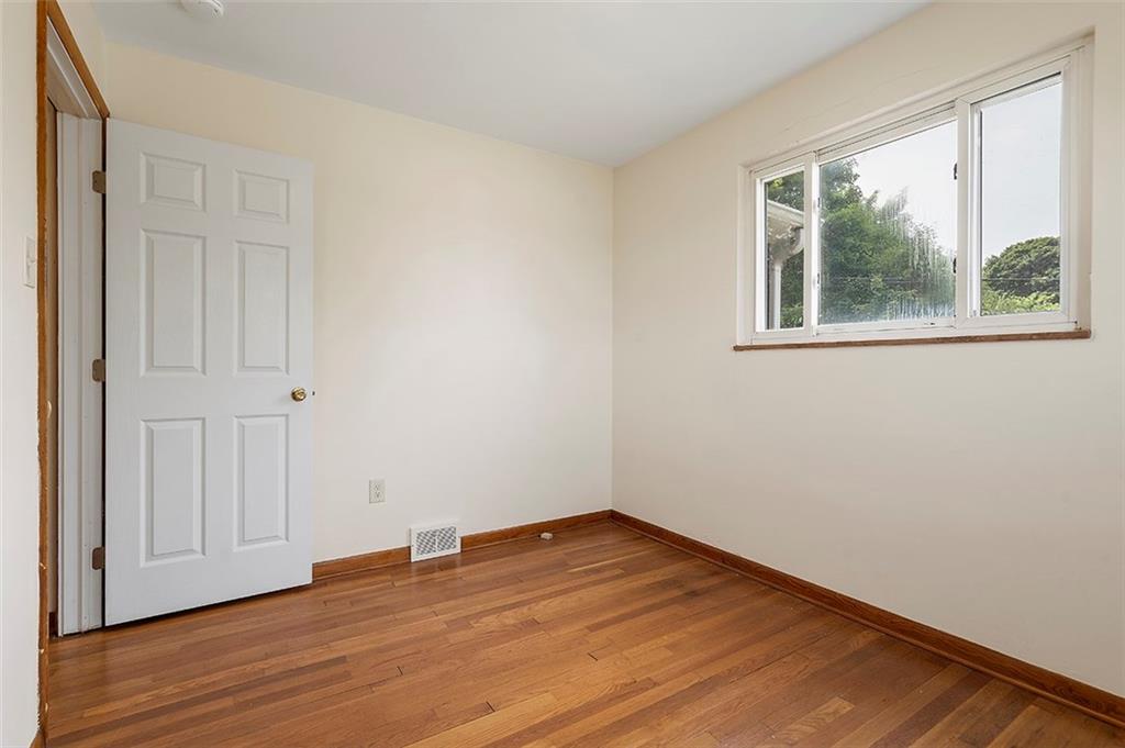 2314 Kane Road Aliquippa, PA 15001 - Photo 17 of 25 Gallery Image 17