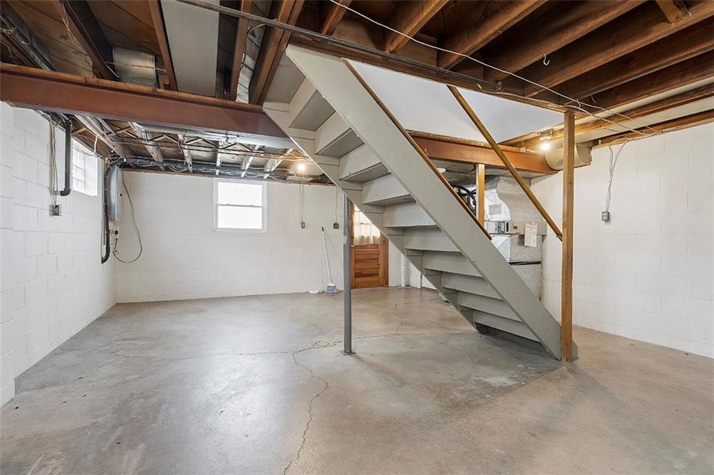 2314 Kane Road Aliquippa, PA 15001 - Photo 19 of 25 Gallery Image 19