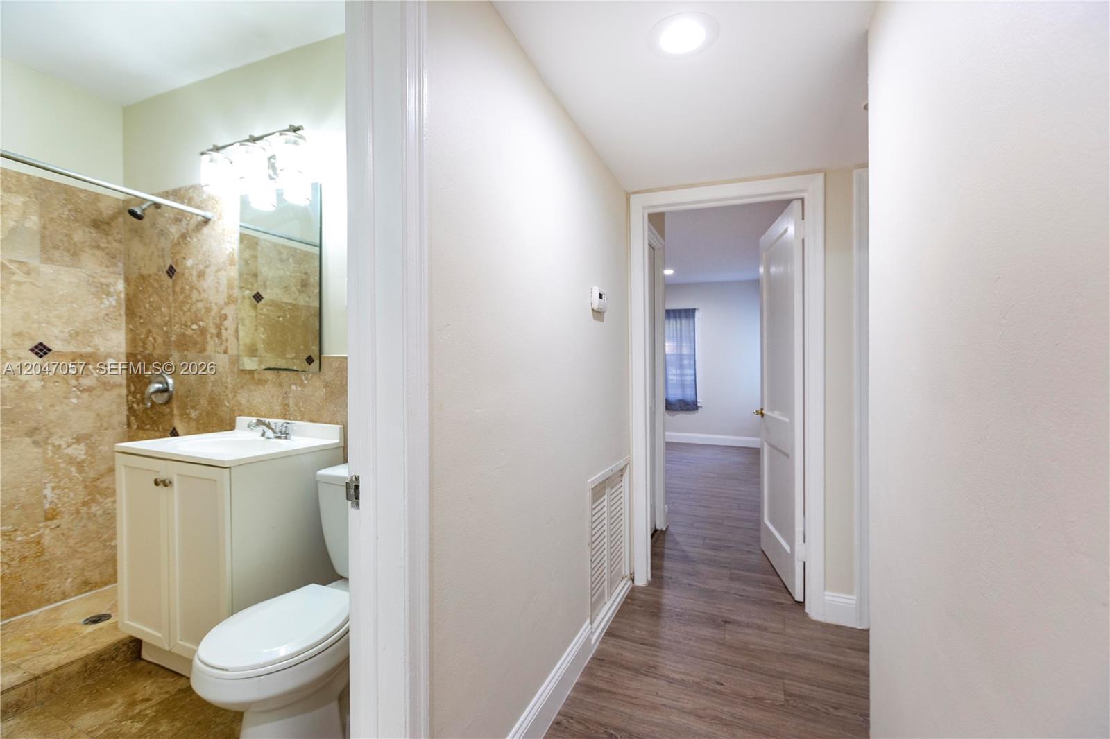 5451 Southwest 80th Street Miami, FL 33143 - Photo 28 of 39