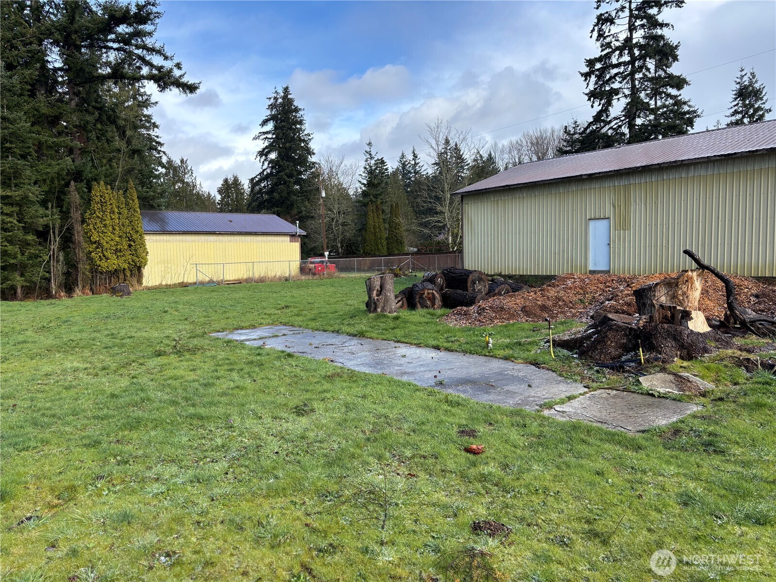 3473 East Division Street Mount Vernon, WA 98273 - Photo 9 of 11