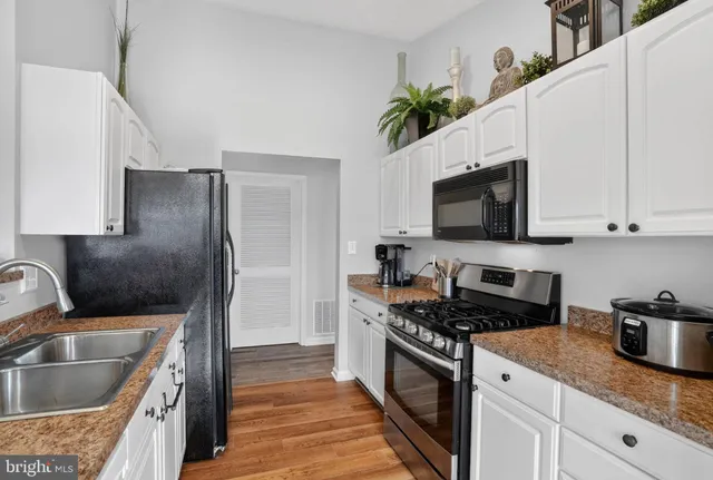 $325,000 | 2443 Blue Spring Court, Unit 302, Odenton, MD 21113