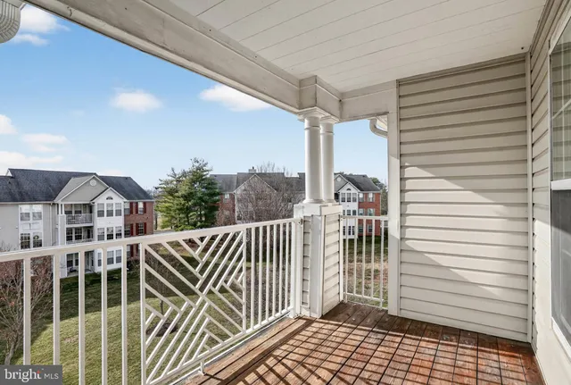 $325,000 | 2443 Blue Spring Court, Unit 302, Odenton, MD 21113