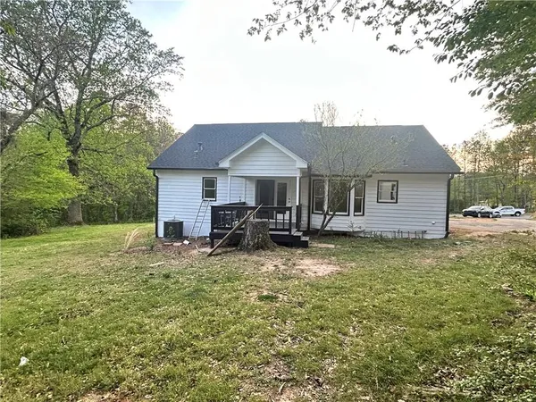 $2,100 | 3590 Chamblee Gap Road, Cumming, GA 30040