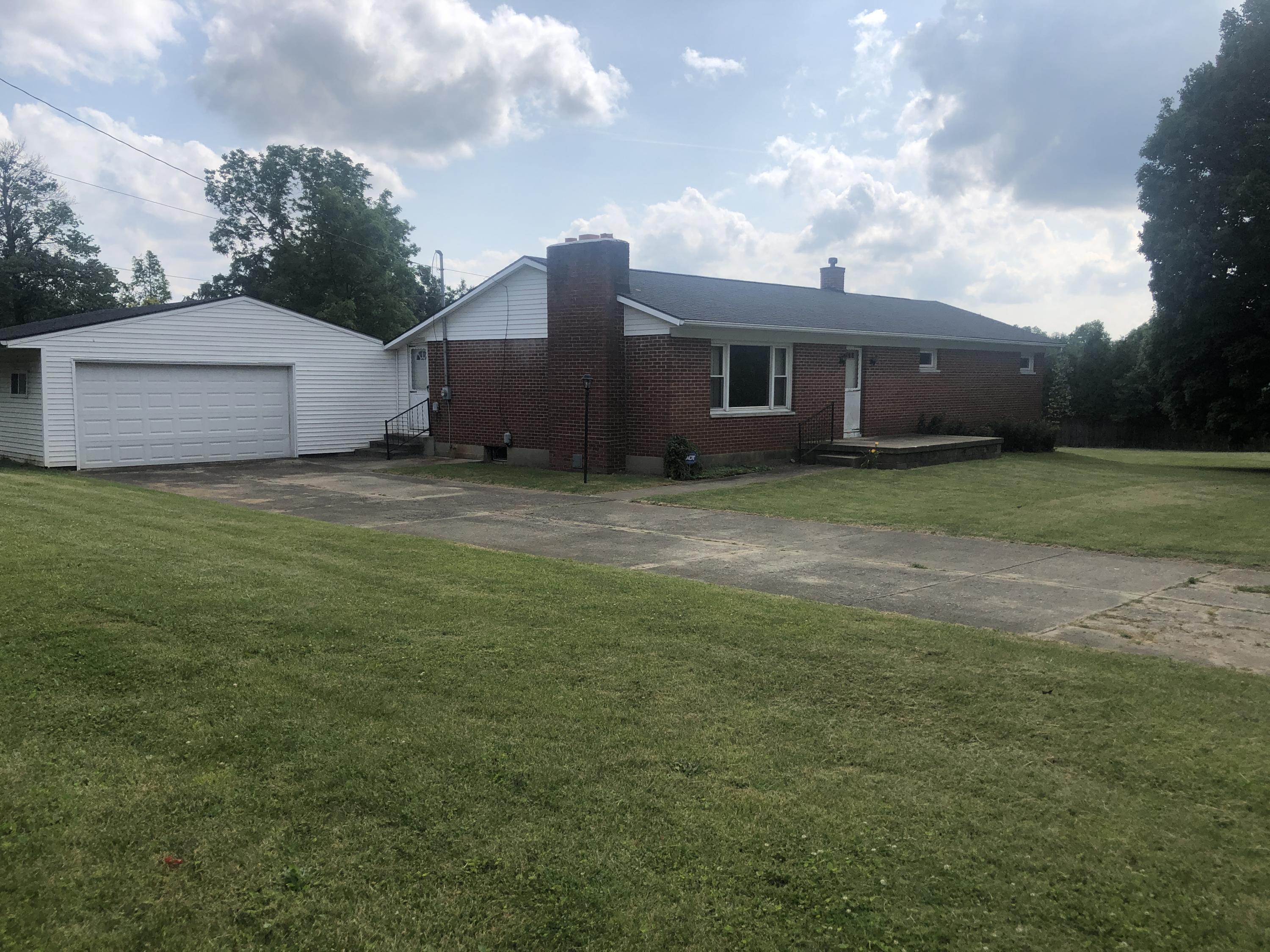 8 East Bollinger Rd) Street Christiansburg, OH 45389 - Photo 16 of 20