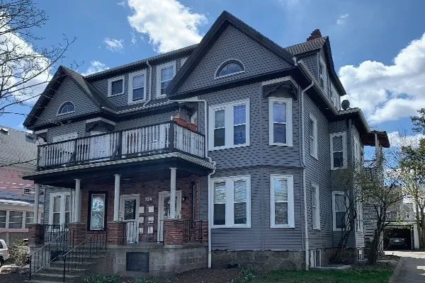 $3,900 | 159 Brown Street, Unit 1, Waltham, MA 02453