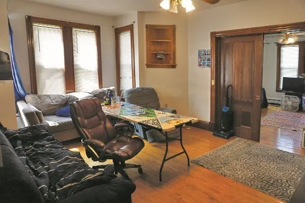 $3,900 | 159 Brown Street, Unit 1, Waltham, MA 02453