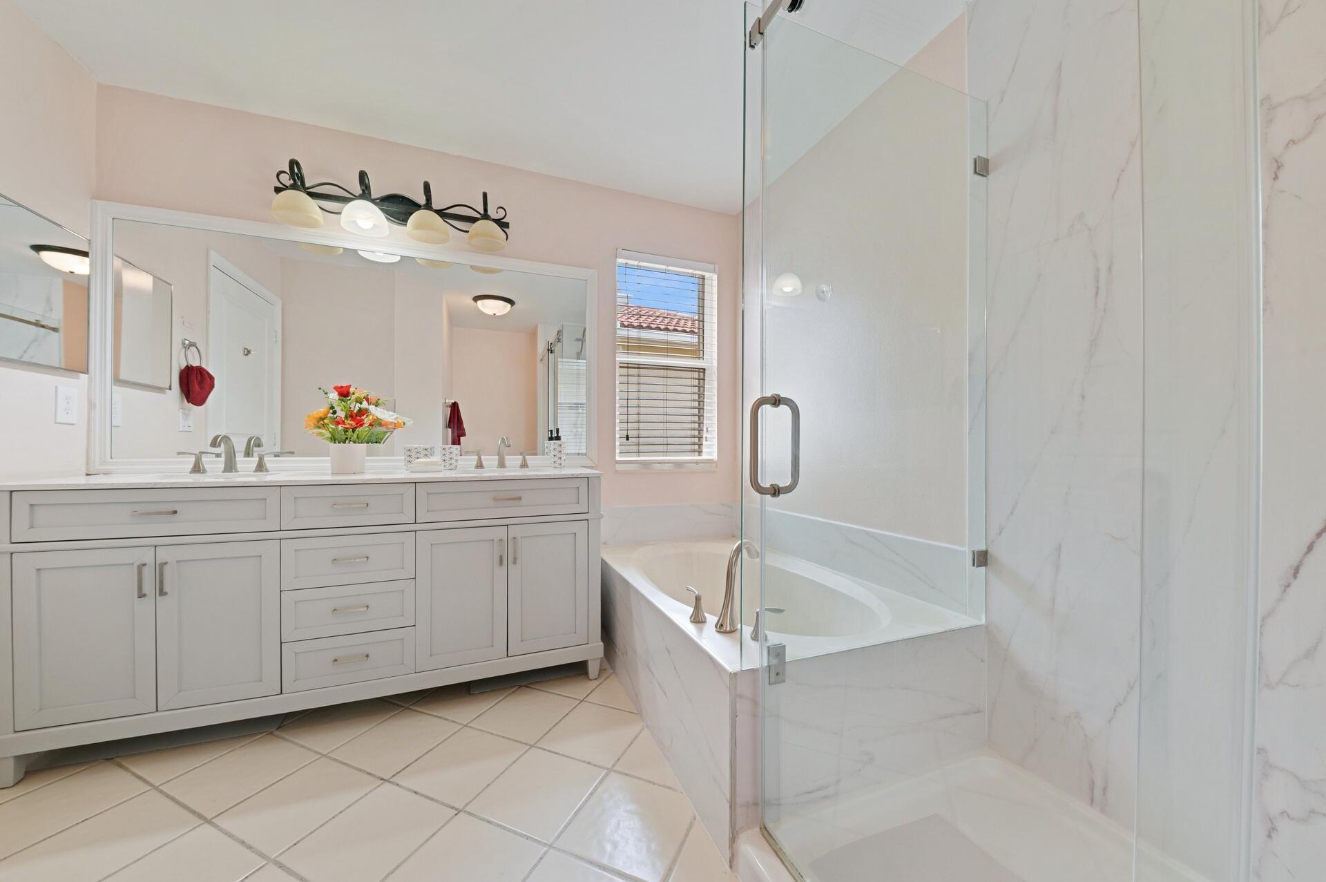 5217 Rising Comet Lane Greenacres, FL 33463 - Photo 6 of 13 1920x1277_100_1776503295277_177644475373