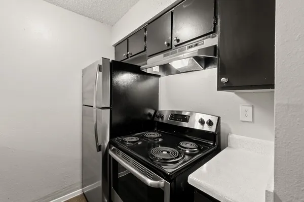 $899 | 2001 South Interstate 35 Frontage Road, Unit 229, Austin, TX 78741