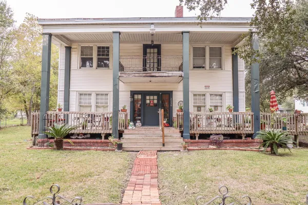 $277,500 | 2350 Pecos Street, Beaumont, TX 77702