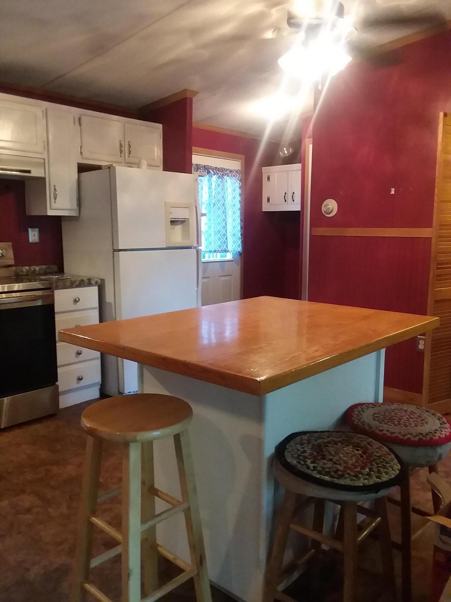 44 Bay Woods Road Bristol, ME 04539 - Photo 8 of 26 Kitchen