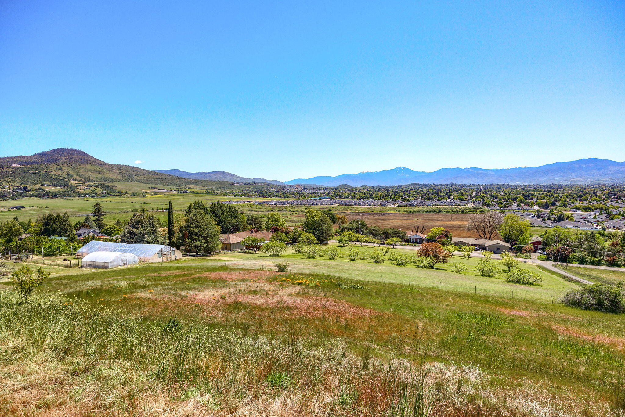 2067 Coker Butte Road Medford, OR 97504 - Photo 55 of 73 53