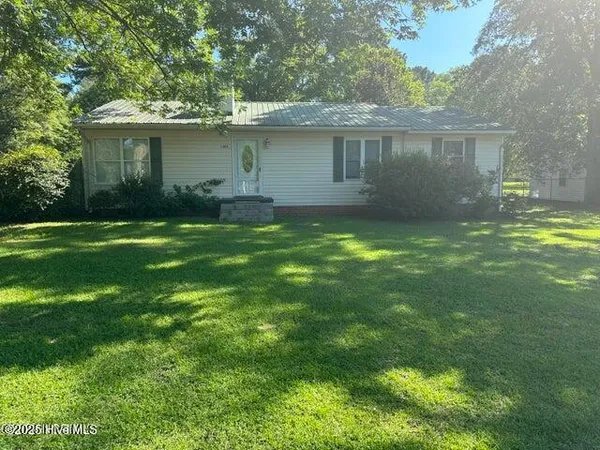 $1,300 | 1603 Ashe Street, Rockingham, NC 28379