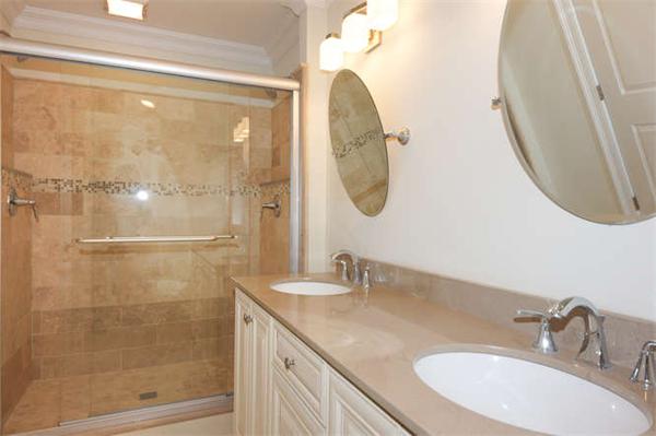 26 Riverside Square Boston, MA 02136 - Photo 11 of 20 Gallery Image 11