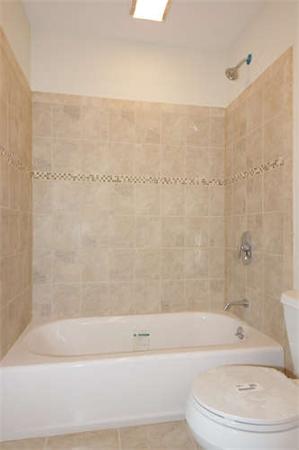 26 Riverside Square Boston, MA 02136 - Photo 13 of 20 Gallery Image 13