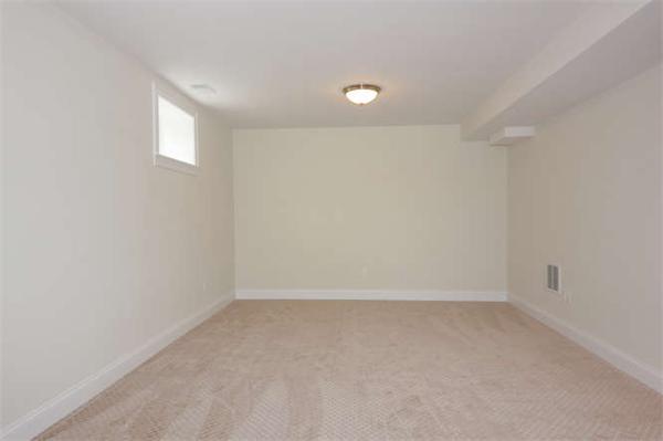 26 Riverside Square Boston, MA 02136 - Photo 17 of 20 Gallery Image 17