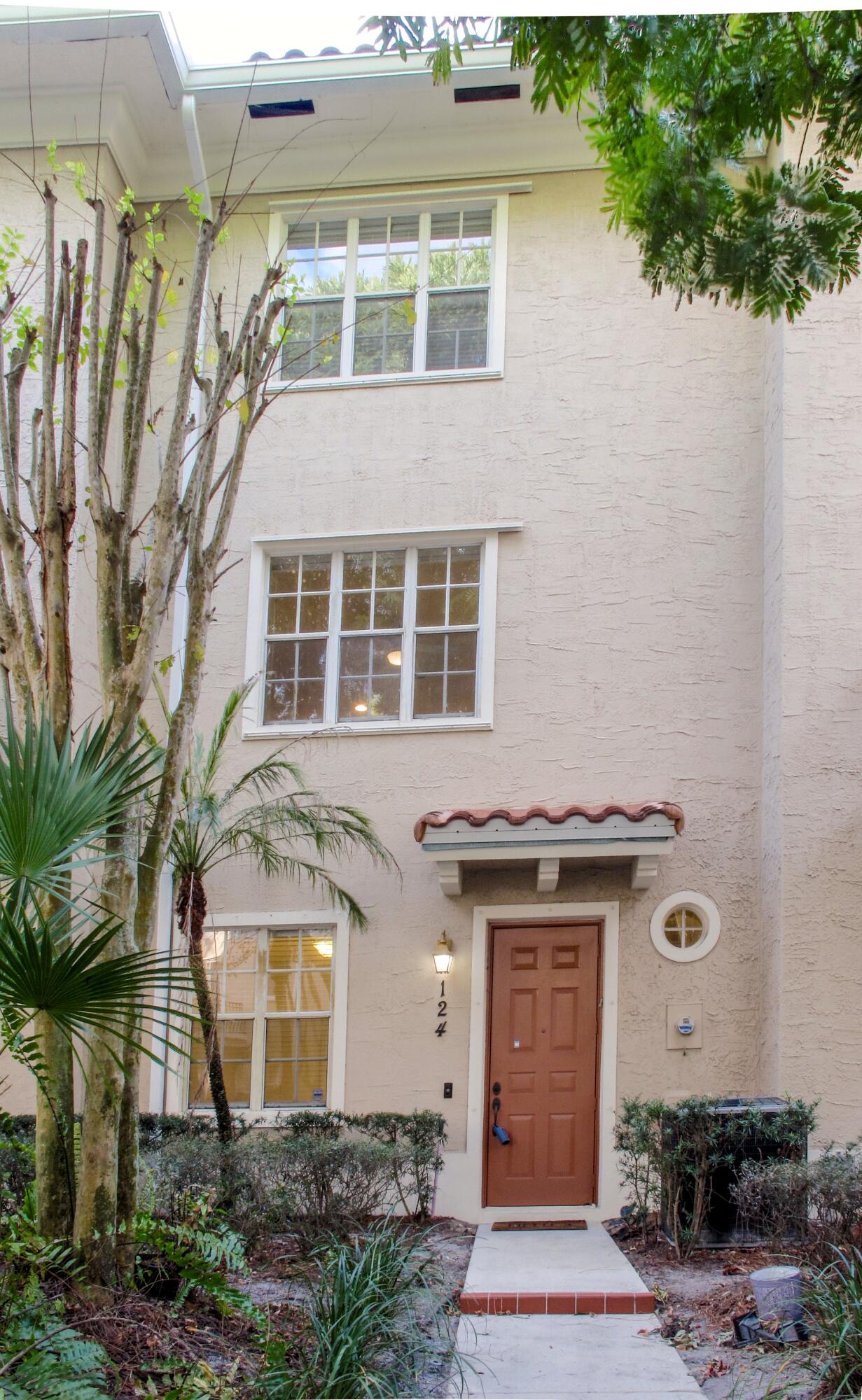 124 Jesup Lane Jupiter, FL 33458 - Photo 2 of 25 IMG_5486-HDR