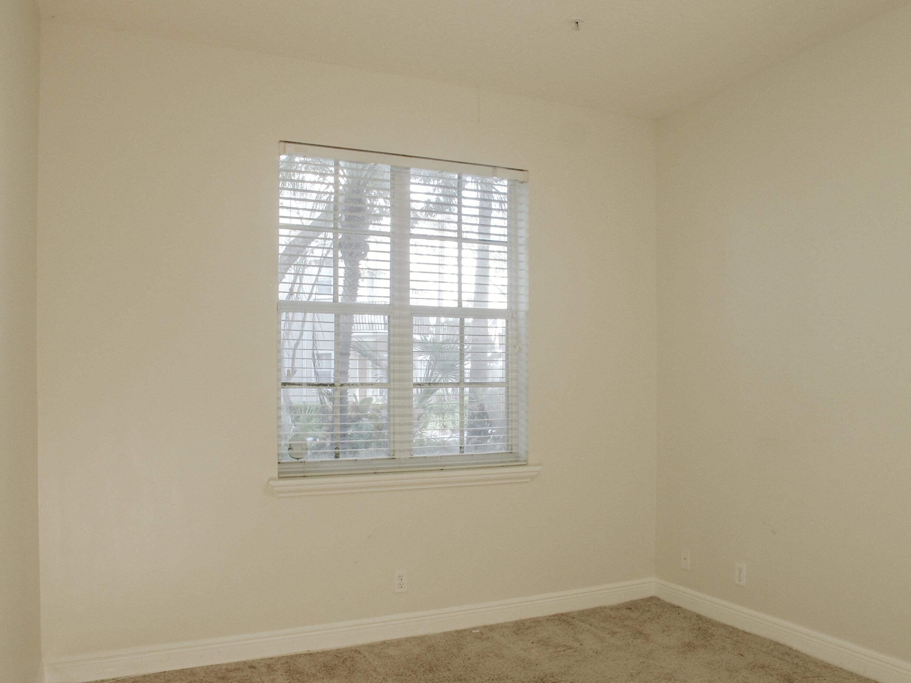 124 Jesup Lane Jupiter, FL 33458 - Photo 5 of 25 Office