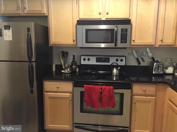$2,225 | 1001 North Vermont Street, Unit 308, Arlington, VA 22201