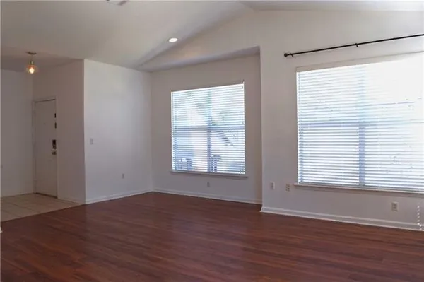 $1,250 | 350 Emerald Forest Boulevard, Unit 11201, Covington, LA 70433