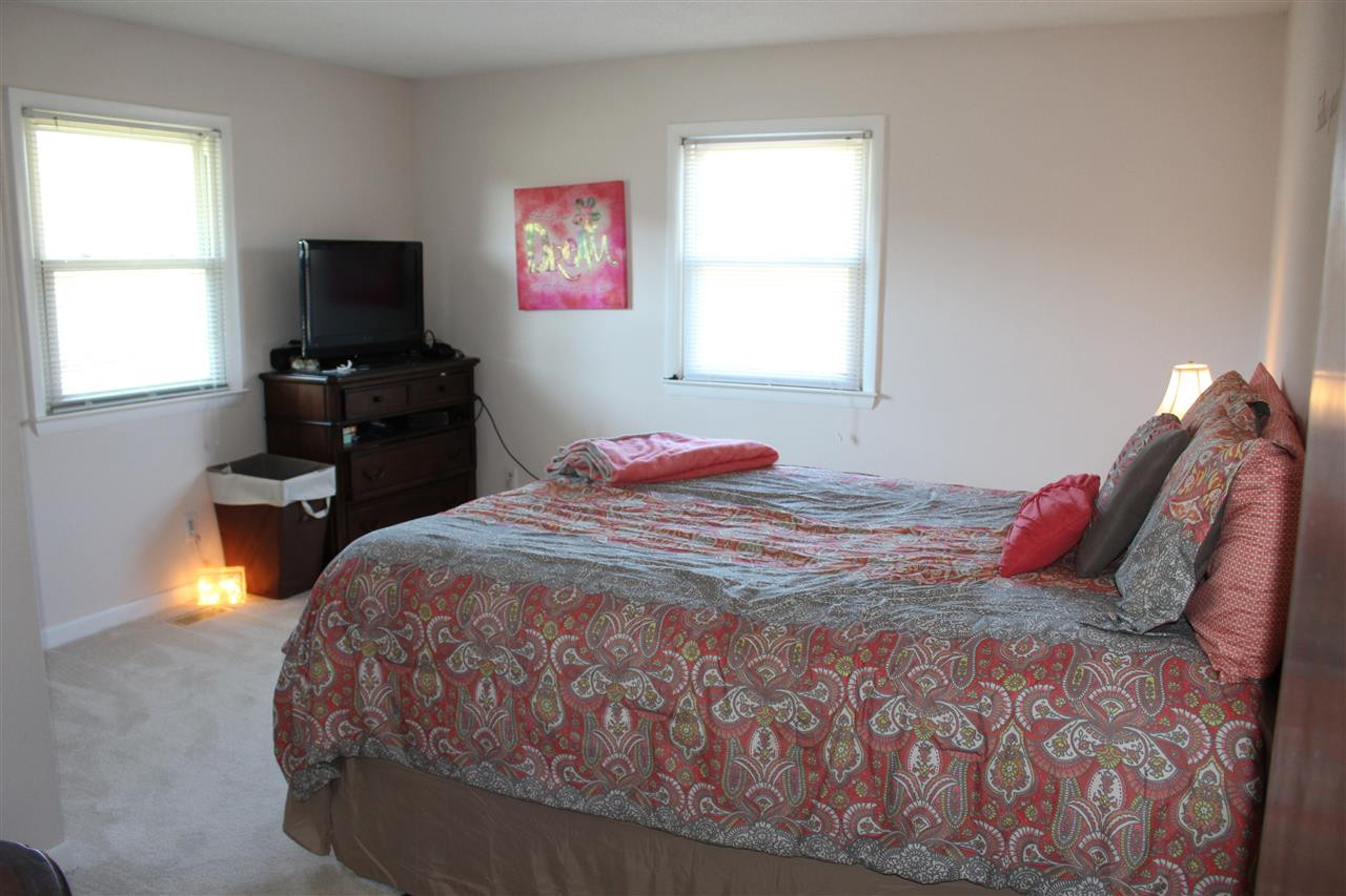 906 Arvin Road Durham, NC 27704 - Photo 6 of 18 Bedroom