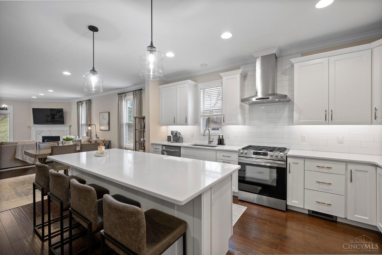 3640 Brotherton Road Cincinnati, OH 45209 - Photo 2 of 40