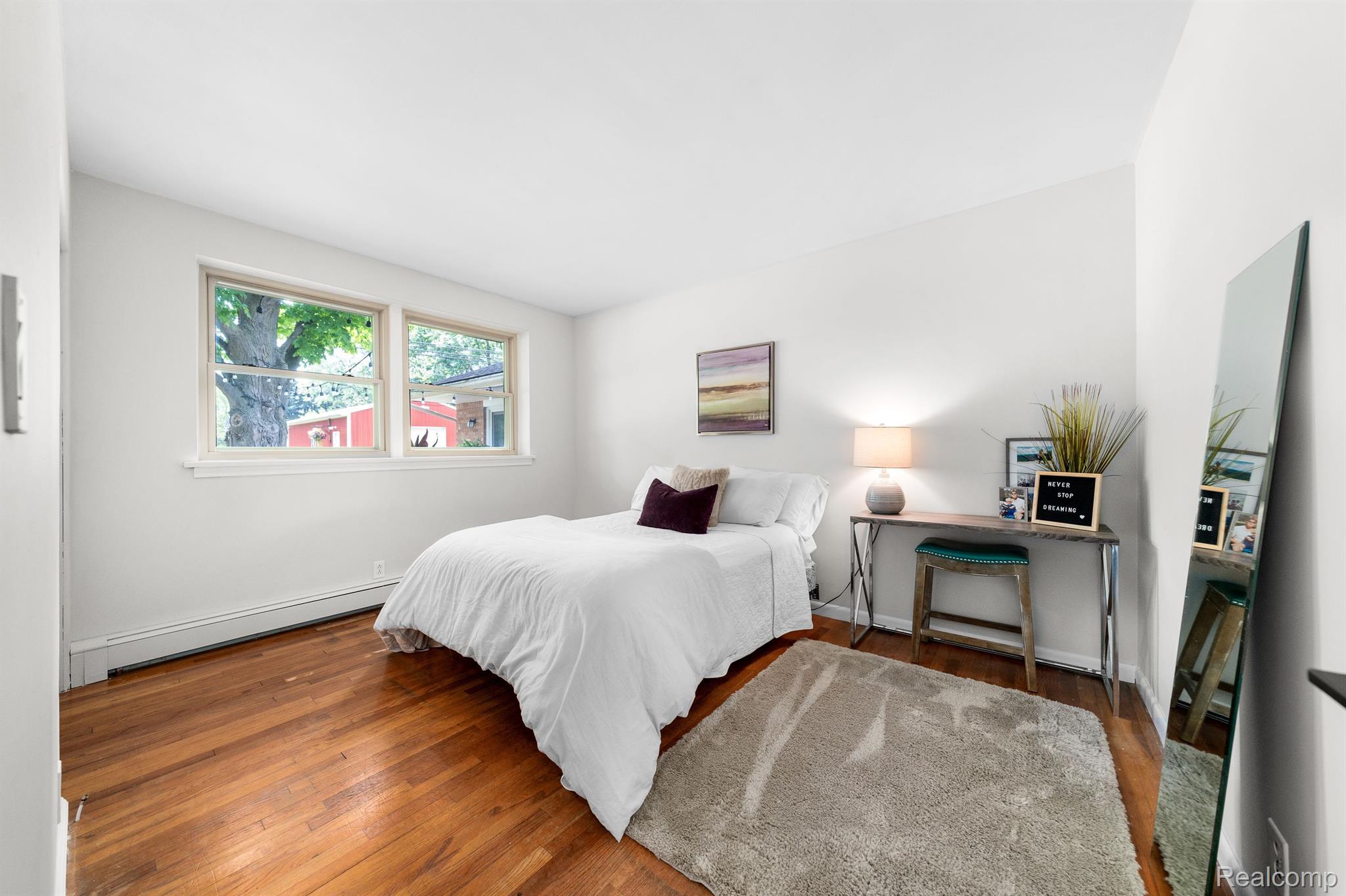900 East Silverbell Road Lake Orion, MI 48359 - Photo 15 of 31 Gallery Image 15
