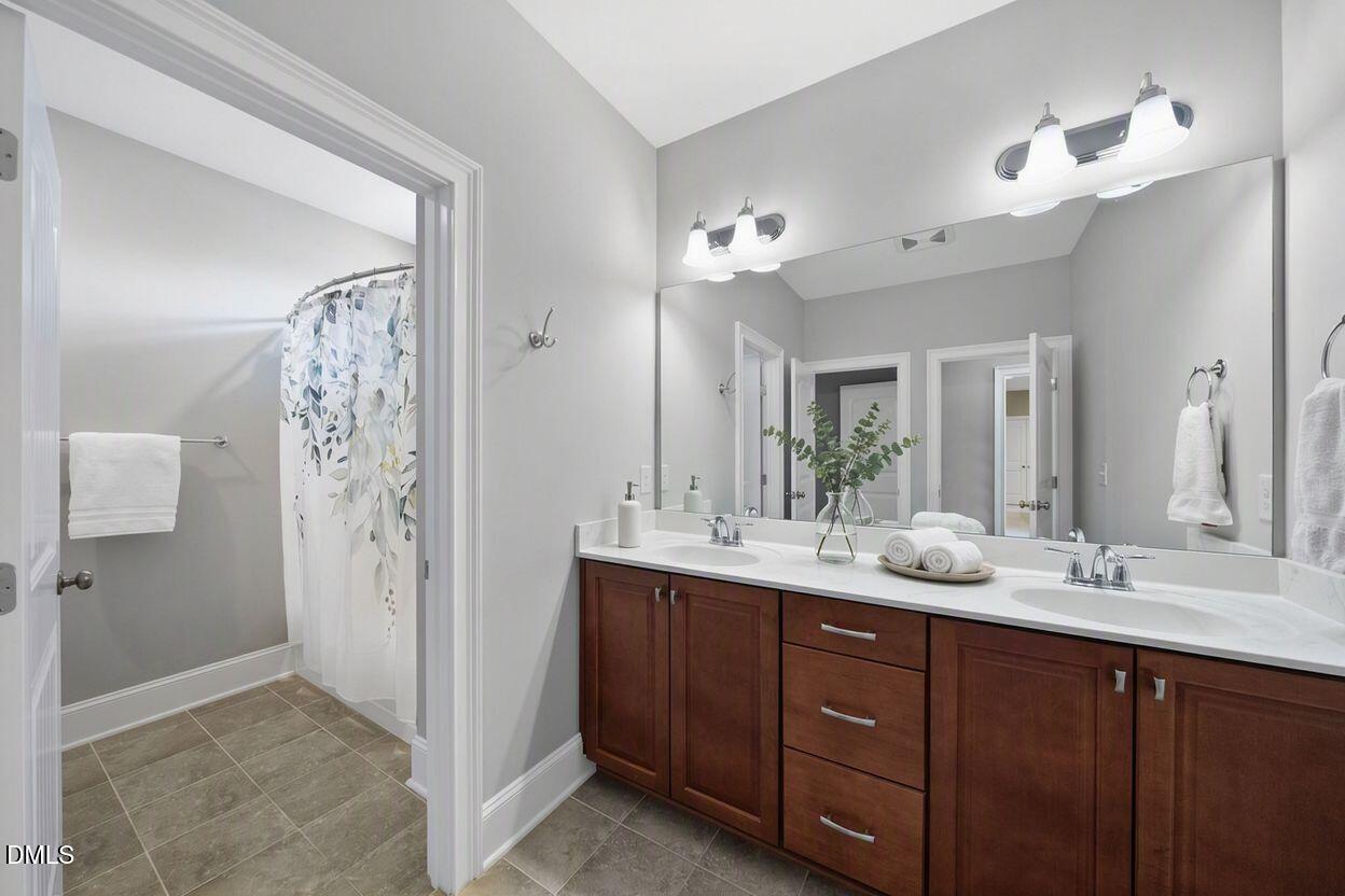 140 Restonwood Drive Apex, NC 27539 - Photo 45 of 63 Bathroom 4 Hall