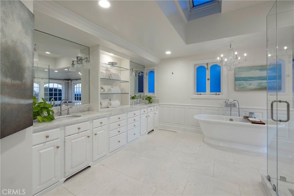 8 Rockingham Drive Newport Beach, CA 92660 - Photo 14 of 17
