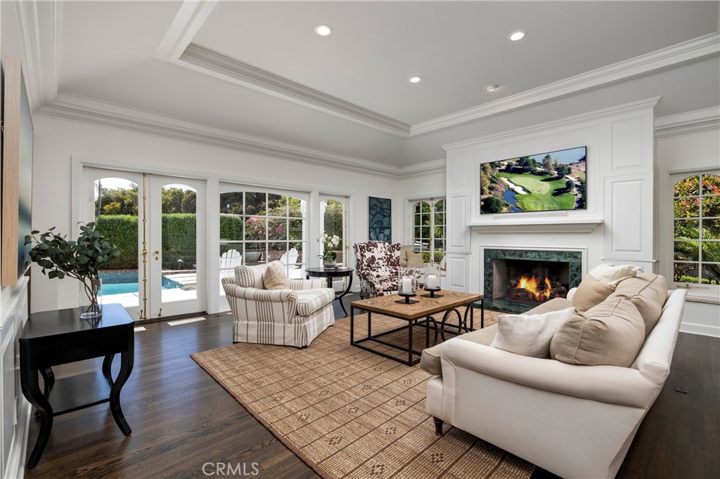 8 Rockingham Drive Newport Beach, CA 92660 - Photo 3 of 17