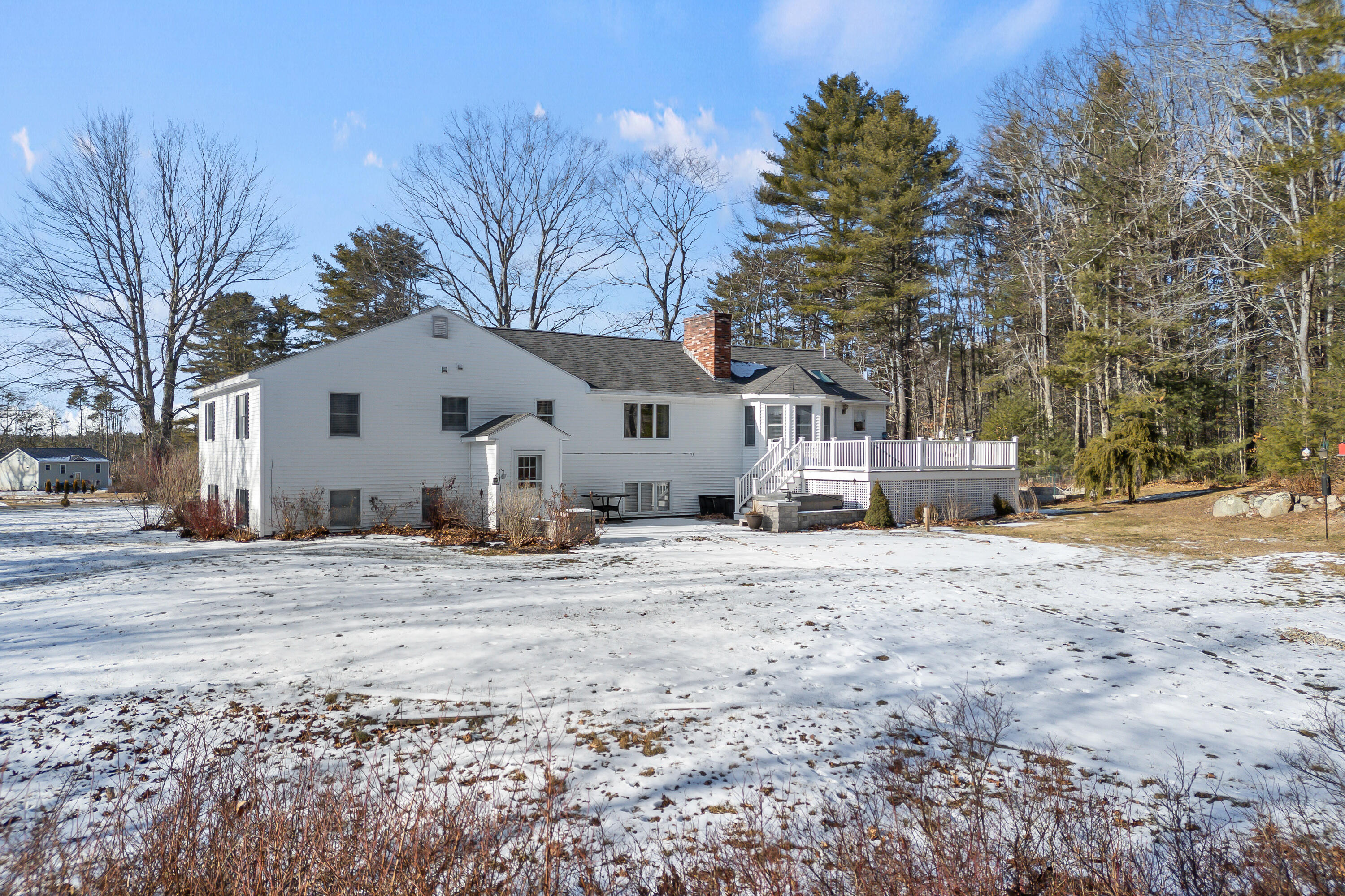 77 Lincoln Road Saco, ME 04072 - Photo 3 of 49 77 Lincoln Rd20250117_0104