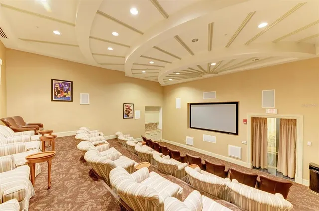 $515,000 | 800 North Tamiami Trail, Unit 212, Sarasota, FL 34236