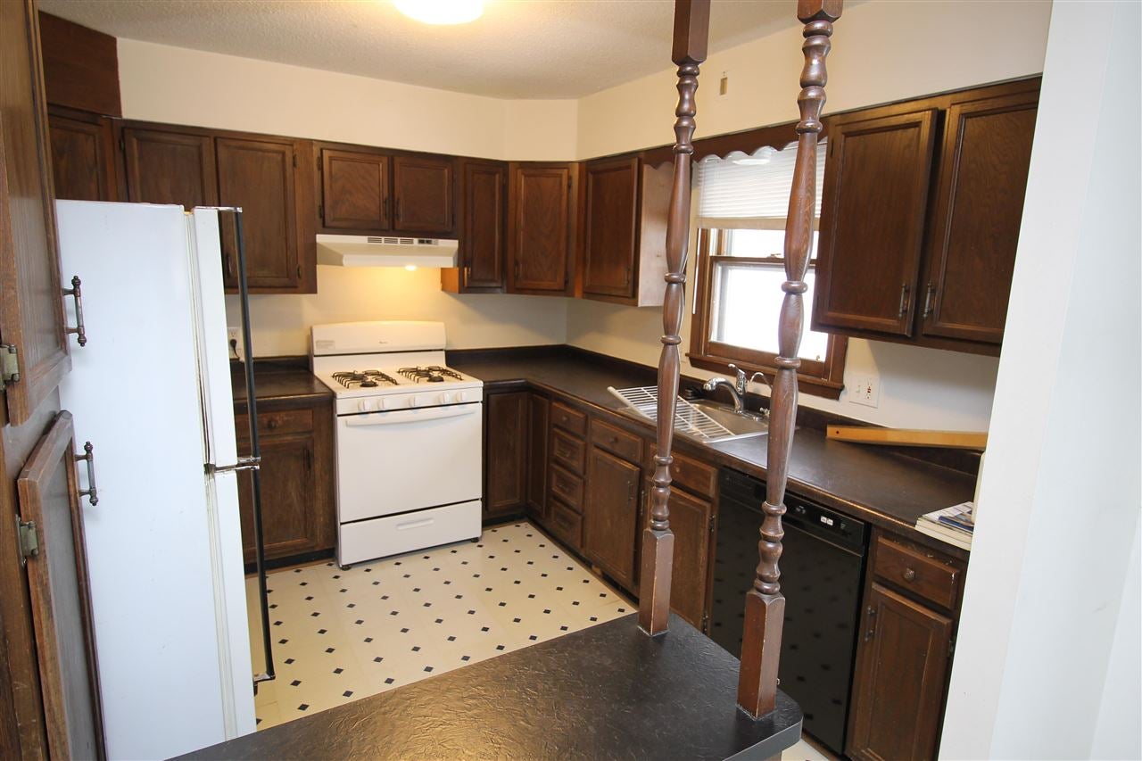 166 Country Club Road Williamsburg, IA 52361 - Photo 3 of 10 Gallery Image 3