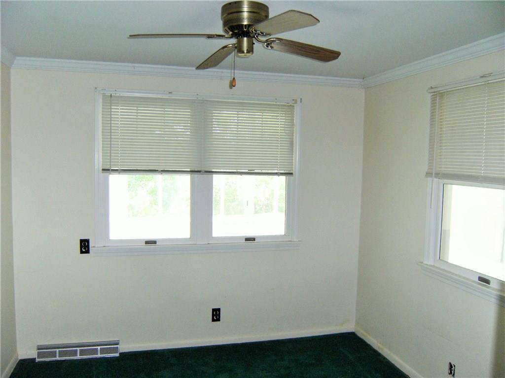 1746 Locust Road Sewickley, PA 15143 - Photo 15 of 25 Bedroom 3