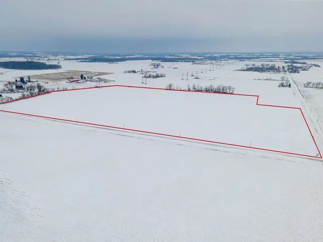 $750,000 | Harvestore Road, Brillion, WI 54110