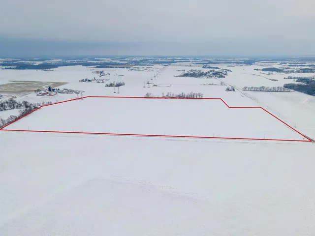 $750,000 | Harvestore Road, Brillion, WI 54110